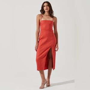 NWT ASTR Brayden Strappy Back Midi Dress Open Low Back Midi Coral Square Neck